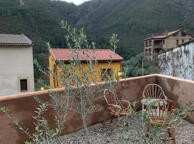 Caserio De * Ovejuela